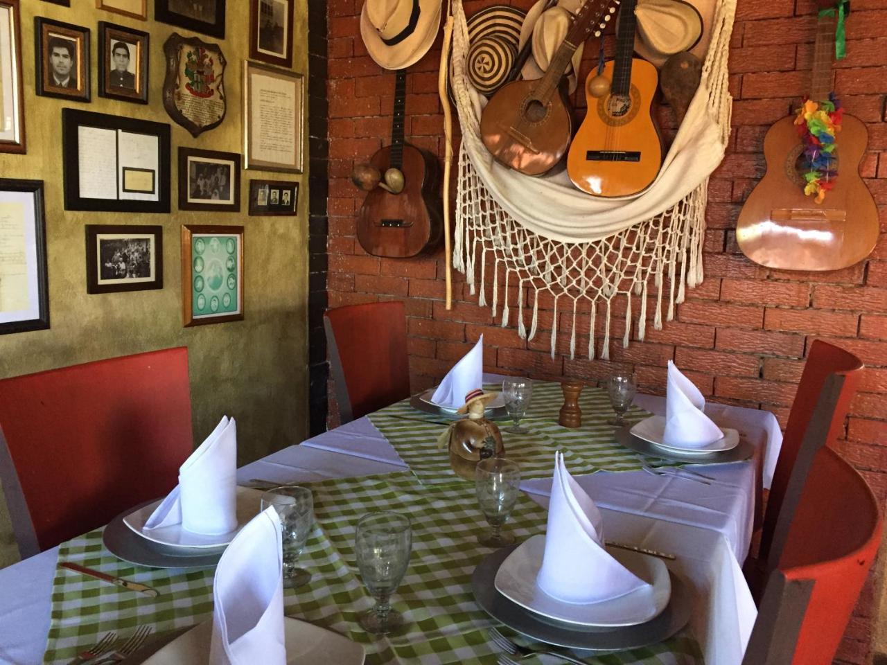 Hotel Casona Las Juanas San José de Pare Екстериор снимка